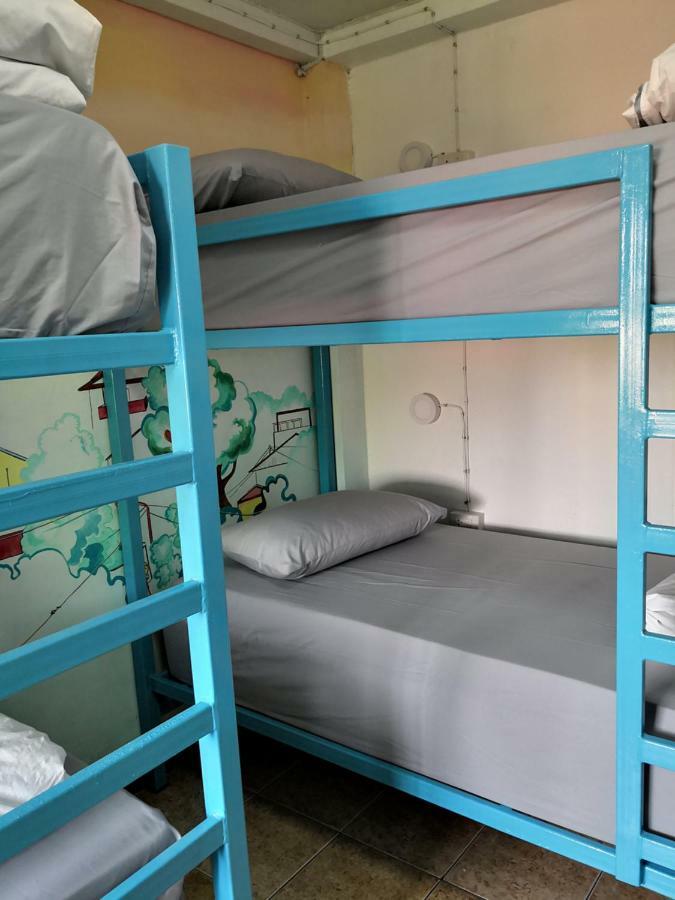Albergue Purple Monkey Backpackers Chiang Mai Exterior foto