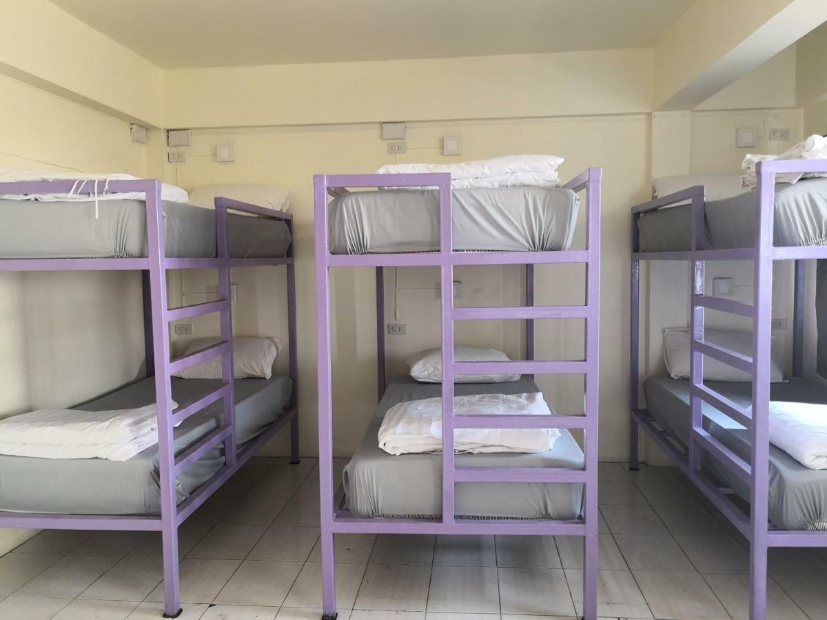 Albergue Purple Monkey Backpackers Chiang Mai Exterior foto